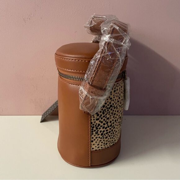 Street Level Faux Hair Brown Faux Leather & Tan Cheetah Print Bucket Bag NWT - Picture 4 of 9